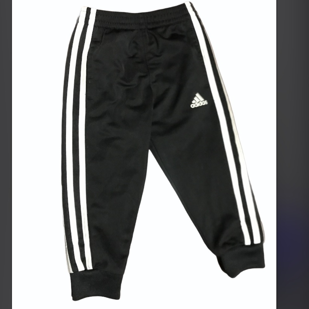 Adidas 2T boy joggers